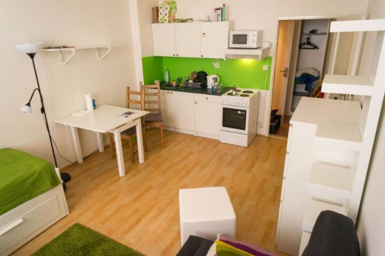 Nice Apartment By The Center Praha Exteriér fotografie